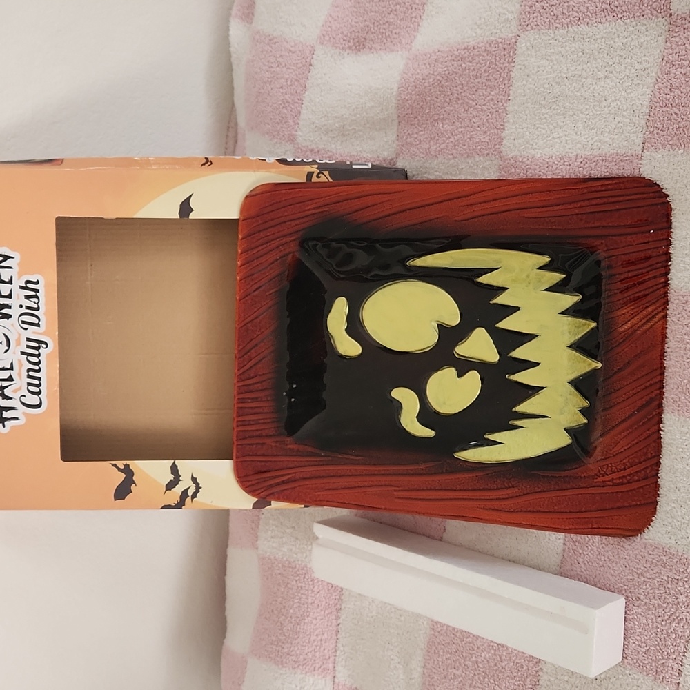 Halloween Glass Candy Dish Plate Tray  with Pumpkin Face Design NIB